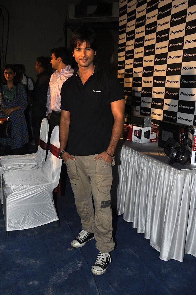Shahid Kapoor at pioneer audio system launch | Picture 45398